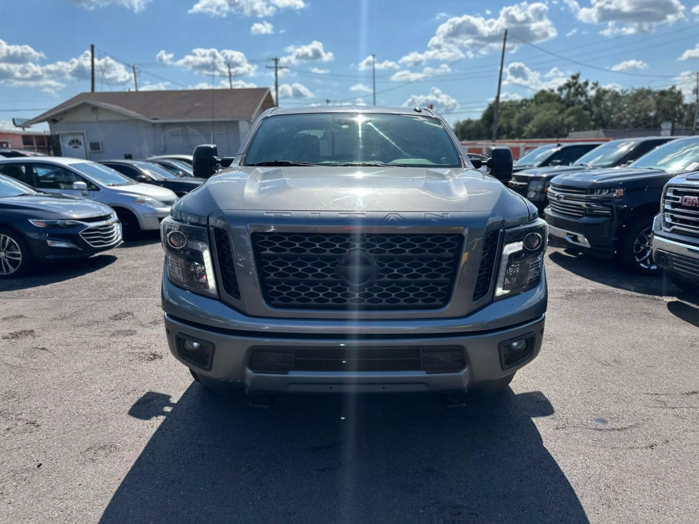 2019 NISSAN TITAN XD CREW CAB PICKUP V8, TURBO DIESEL, 5.0 LITER SV PICKUP 4D 6 1/2 FT - Tampa Motor Cars