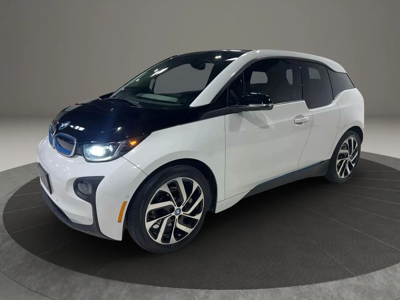 2017 BMW I3 HATCHBACK AC ELECTRIC MOTOR RANGE EXTENDER HATCHBACK 4D