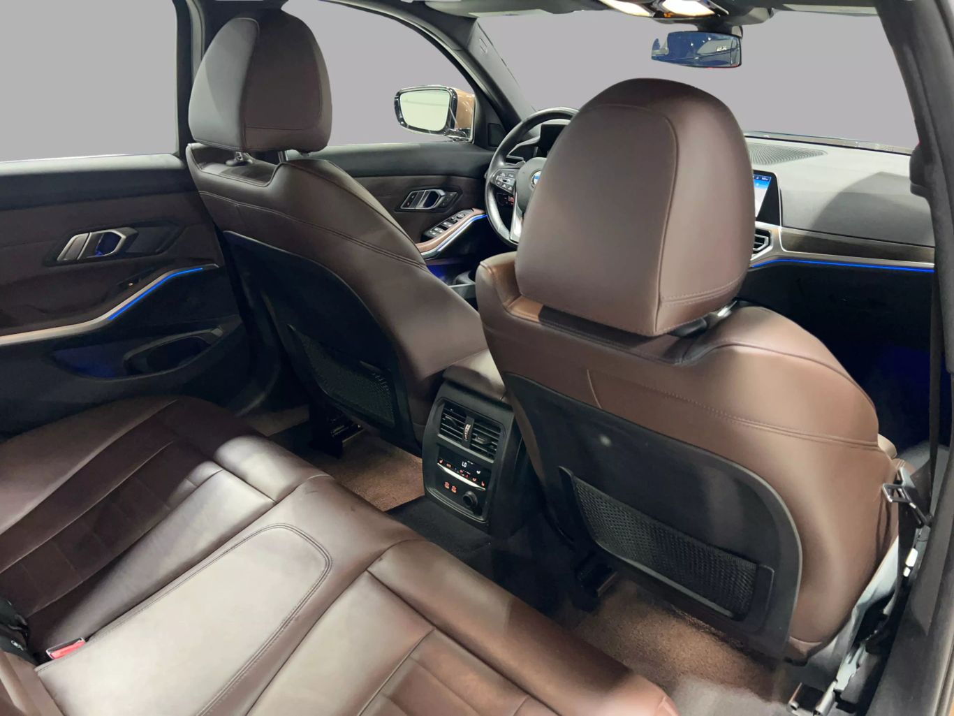 2019 BMW 3 SERIES SEDAN 4-CYL, TURBO, 2.0 LITER 330I XDRIVE SEDAN 4D