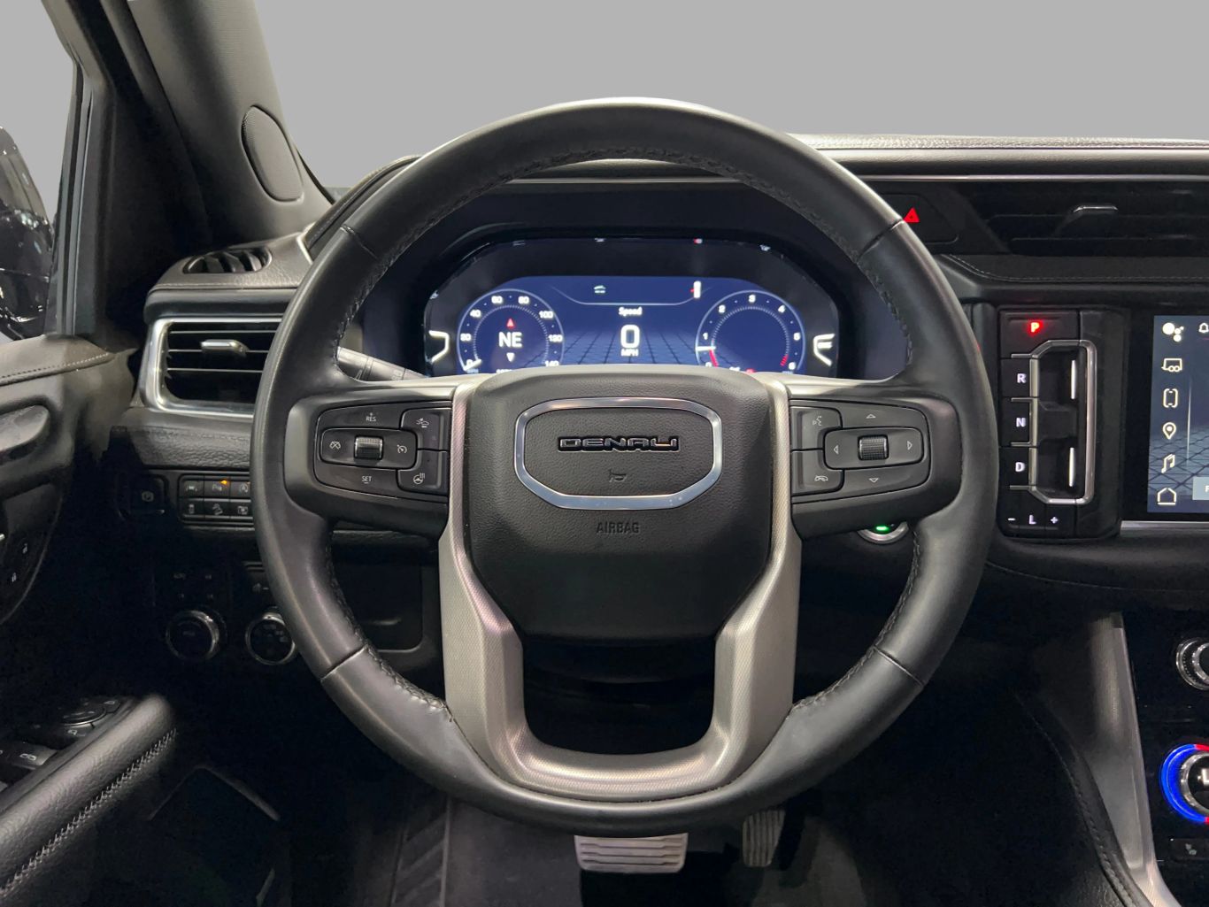 2024 GMC YUKON SUV V8, ECOTEC3, 6.2 LITER DENALI SPORT UTILITY 4D