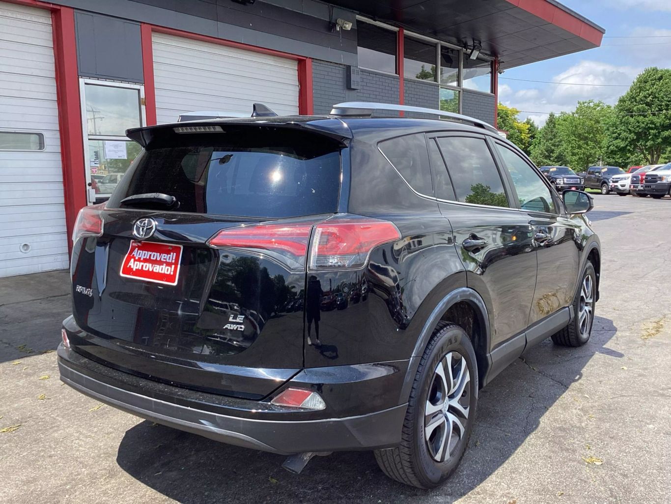 2016 Toyota Rav4 - Image 10