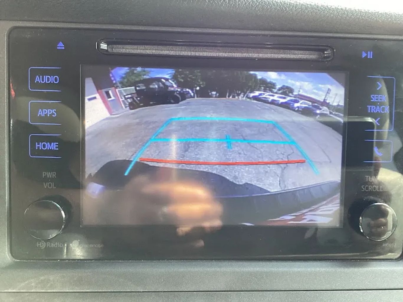 2015 Toyota Sienna - Image 17