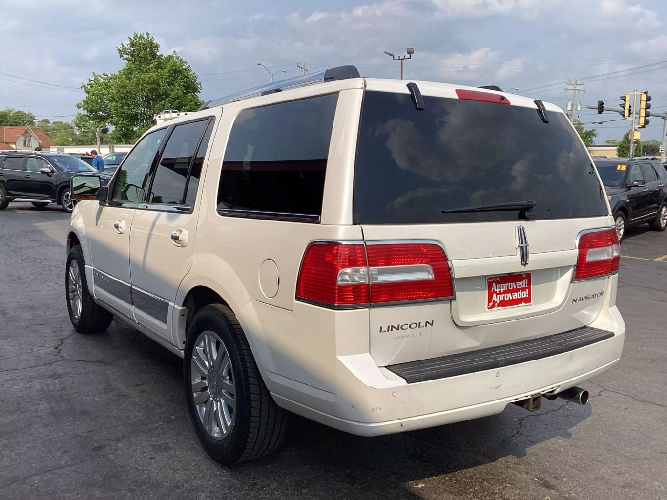 2011 Lincoln Navigator - Image 8