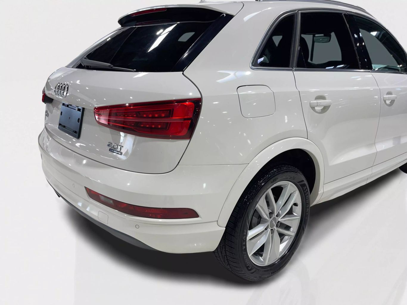 2017 AUDI Q3 SUV 4-CYL, TURBO, 2.0 LITER PREMIUM PLUS SPORT UTILITY 4D