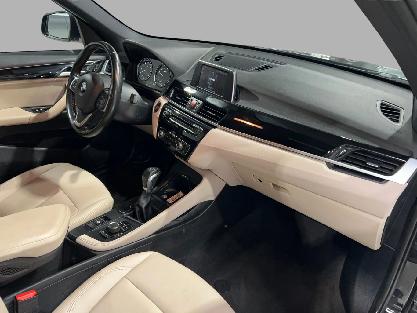 2018 BMW X1 SUV 4-CYL, TURBO, 2.0 LITER SDRIVE28I SPORT UTILITY 4D