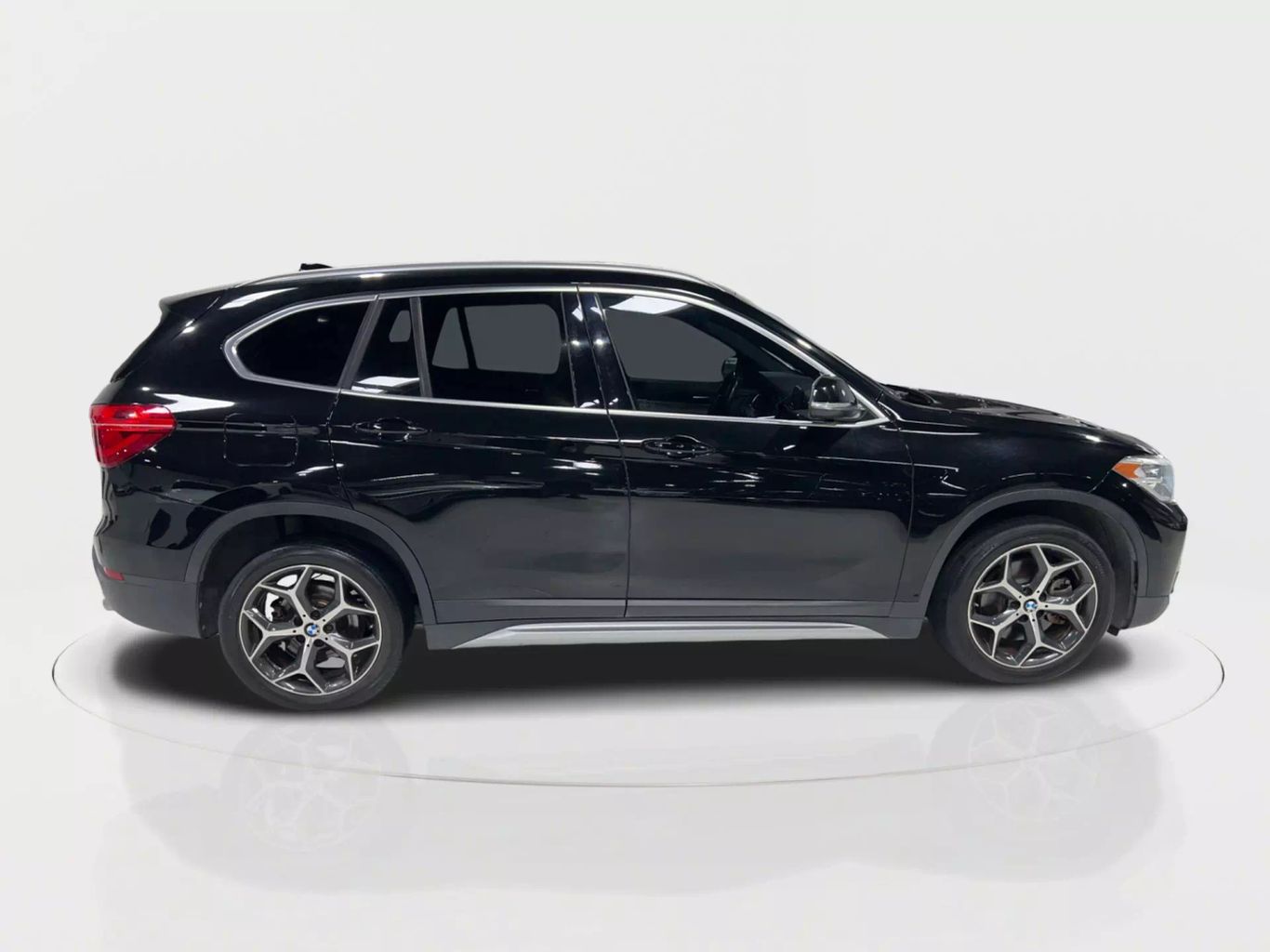 2018 BMW X1 SUV 4-CYL, TURBO, 2.0 LITER SDRIVE28I SPORT UTILITY 4D