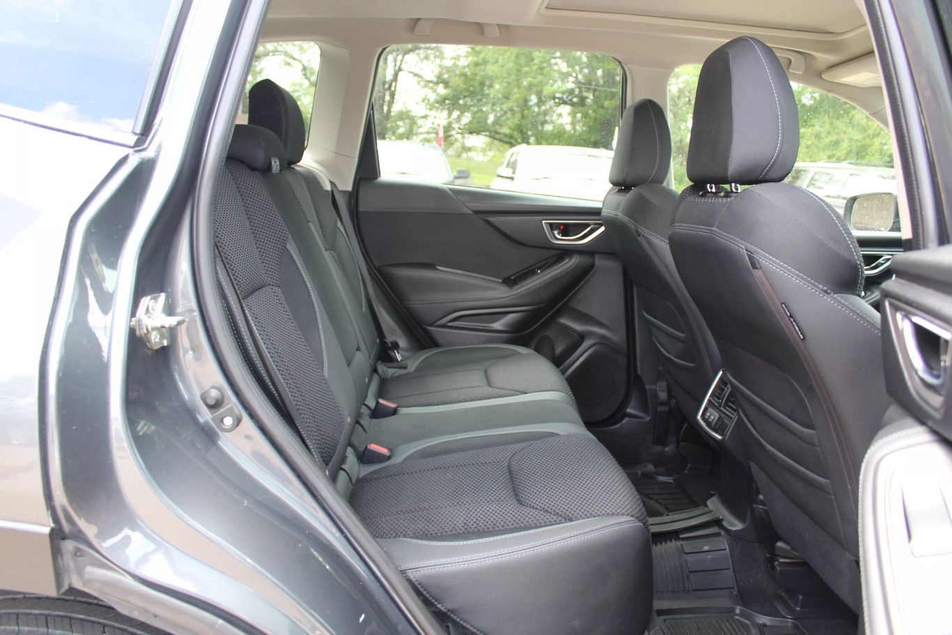 2020 Subaru Forester Premium Sport Utility 4d - Image 16