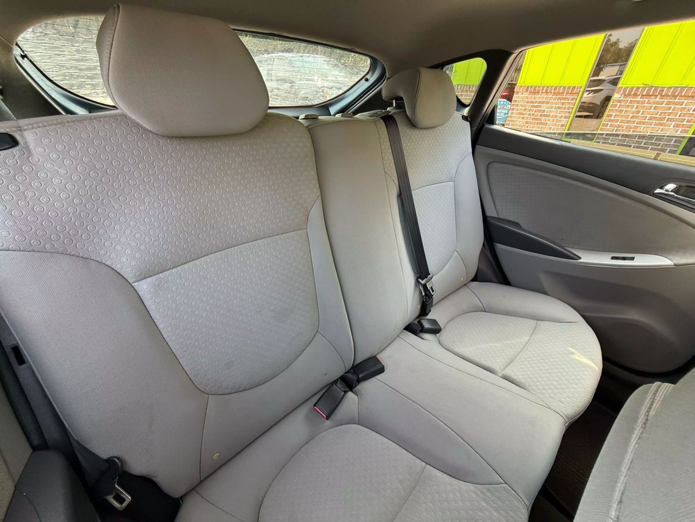 2012 HYUNDAI ACCENT HATCHBACK I4 1.6L GASOLINE HATCHBACK 5D SE 1.6L I4