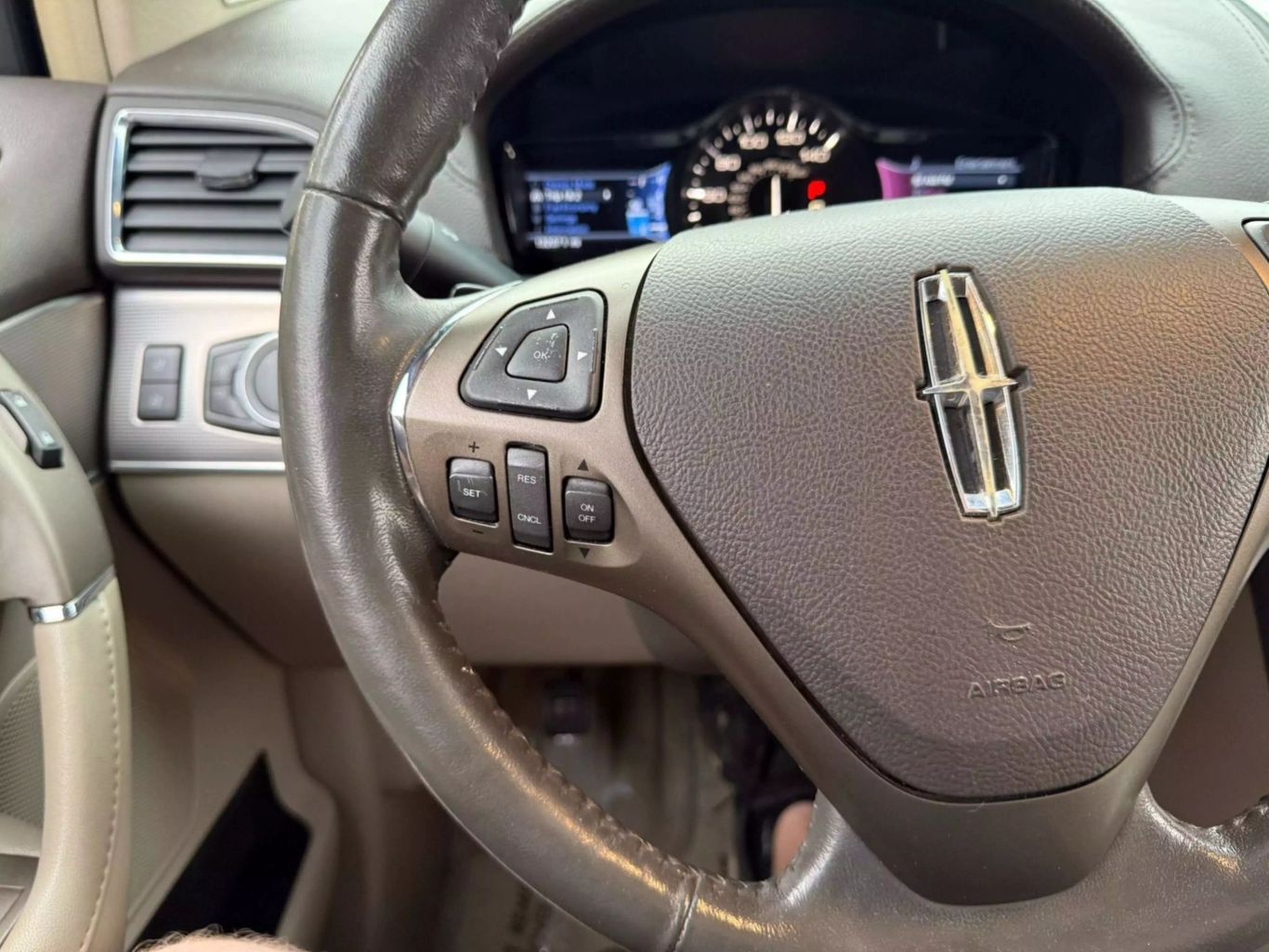 2013 LINCOLN MKX SUV V6, 3.7 LITER SPORT UTILITY 4D