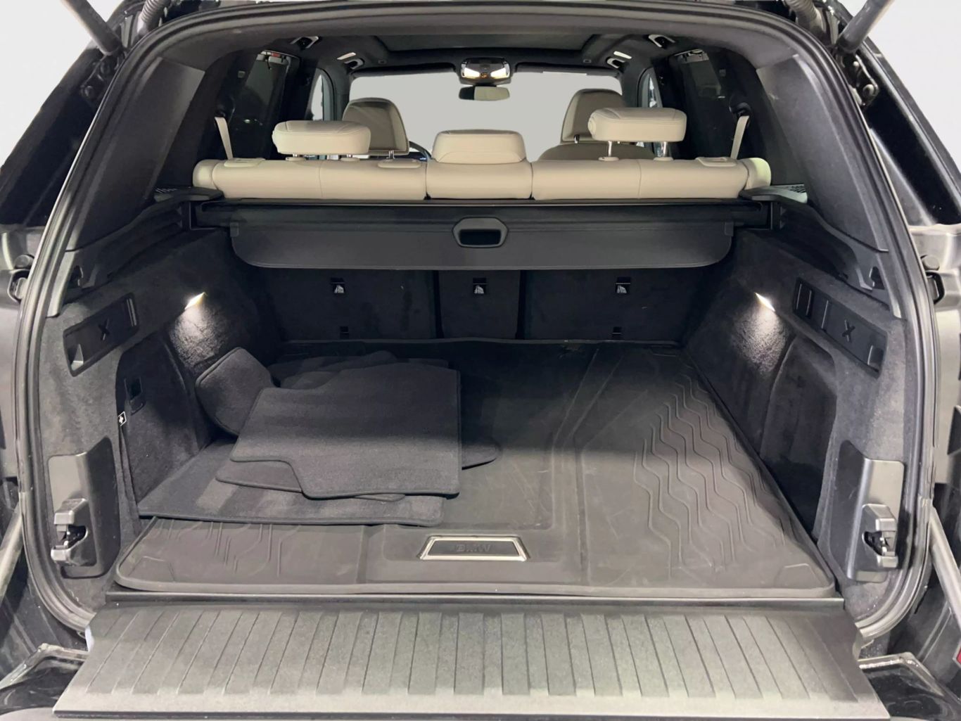 2024 BMW X5 SUV V8, TWIN TURBO, 4.4 LITER M60I SPORT UTILITY 4D