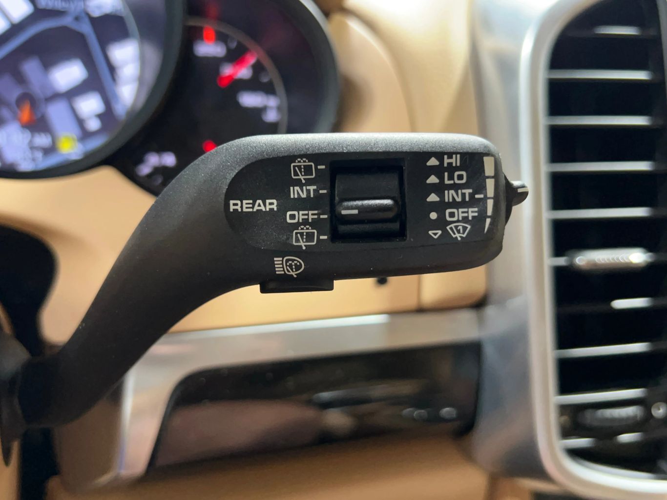 2017 PORSCHE CAYENNE SUV V6, 3.6 LITER SPORT UTILITY 4D