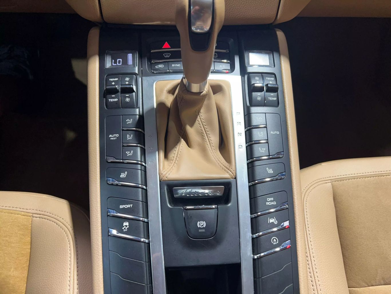 2015 PORSCHE MACAN SUV V6, TWIN TURBO, 3.0 LITER S SPORT UTILITY 4D