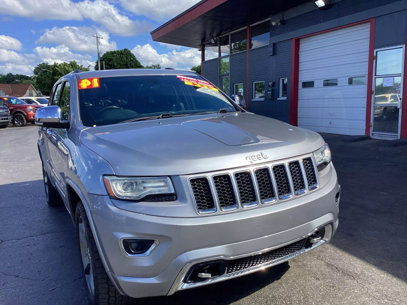 2014 Jeep Grand Cherokee - Image 3