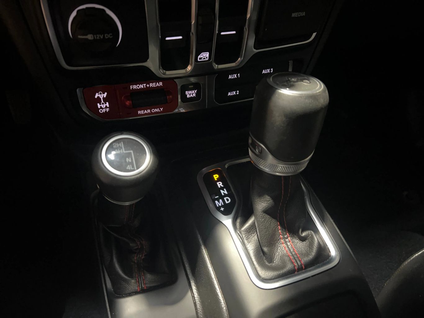 2019 JEEP WRANGLER UNLIMITED SUV V6, VVT, 3.6 LITER RUBICON SPORT UTILITY 4D