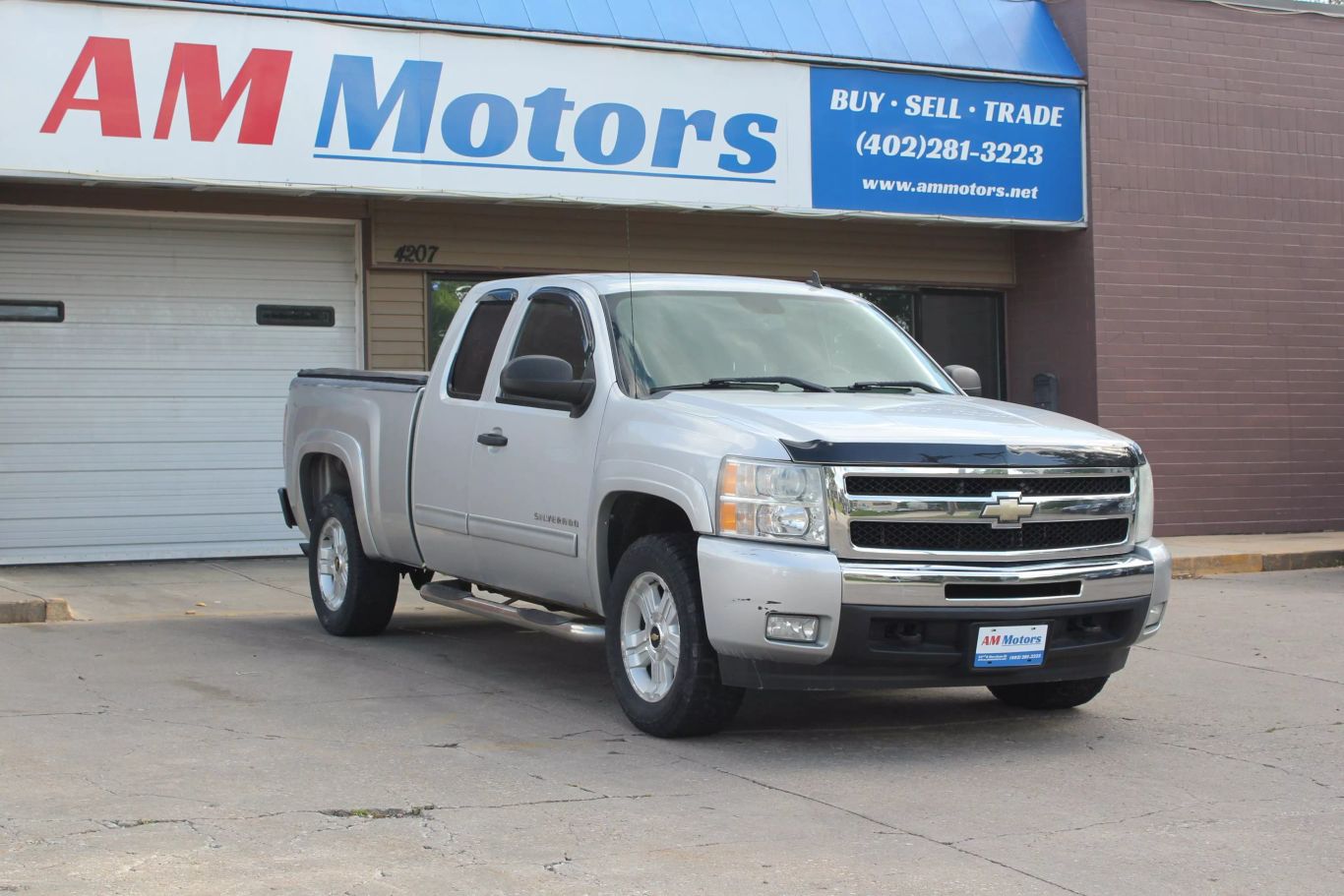 2010 Chevrolet Silverado 1500 Extended Cab Lt Pickup 4d 6 1/2 Ft - Image 1