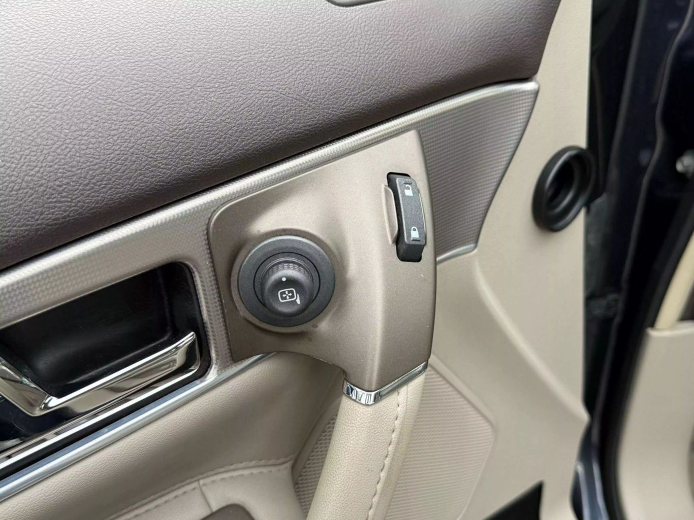 2013 LINCOLN MKX SUV V6, 3.7 LITER SPORT UTILITY 4D