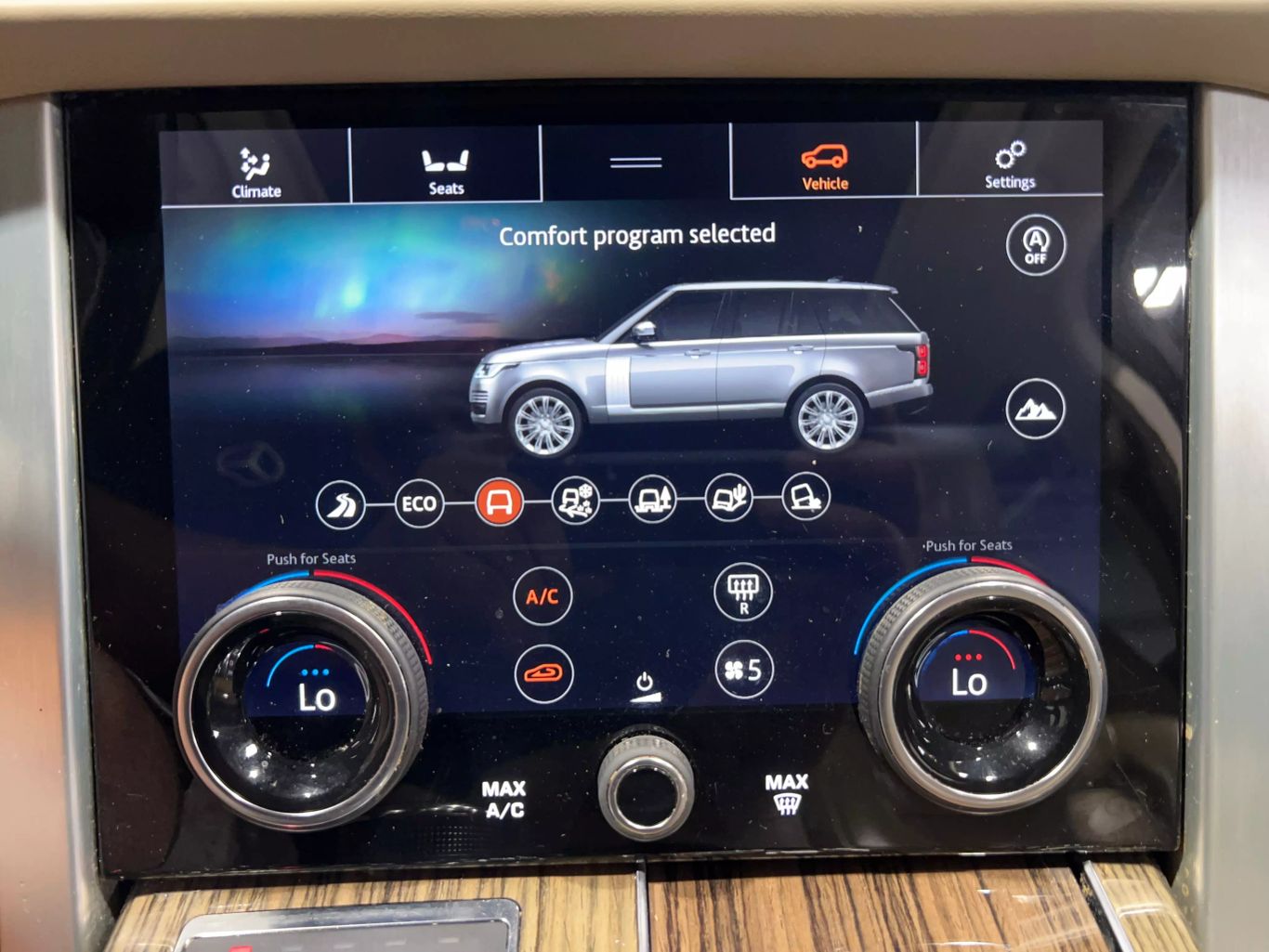 2019 LAND ROVER RANGE ROVER SUV V6, SUPERCHARGED, 3.0 LITER HSE SPORT UTILITY 4D
