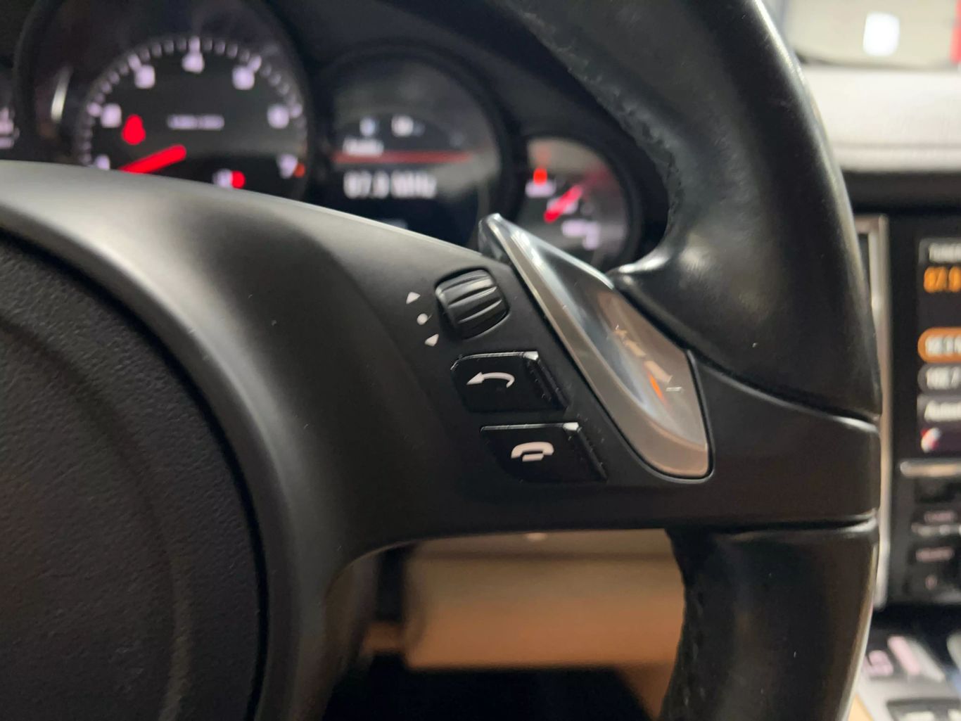 2016 PORSCHE PANAMERA SEDAN V6, 3.6 LITER 4 EDITION SEDAN 4D