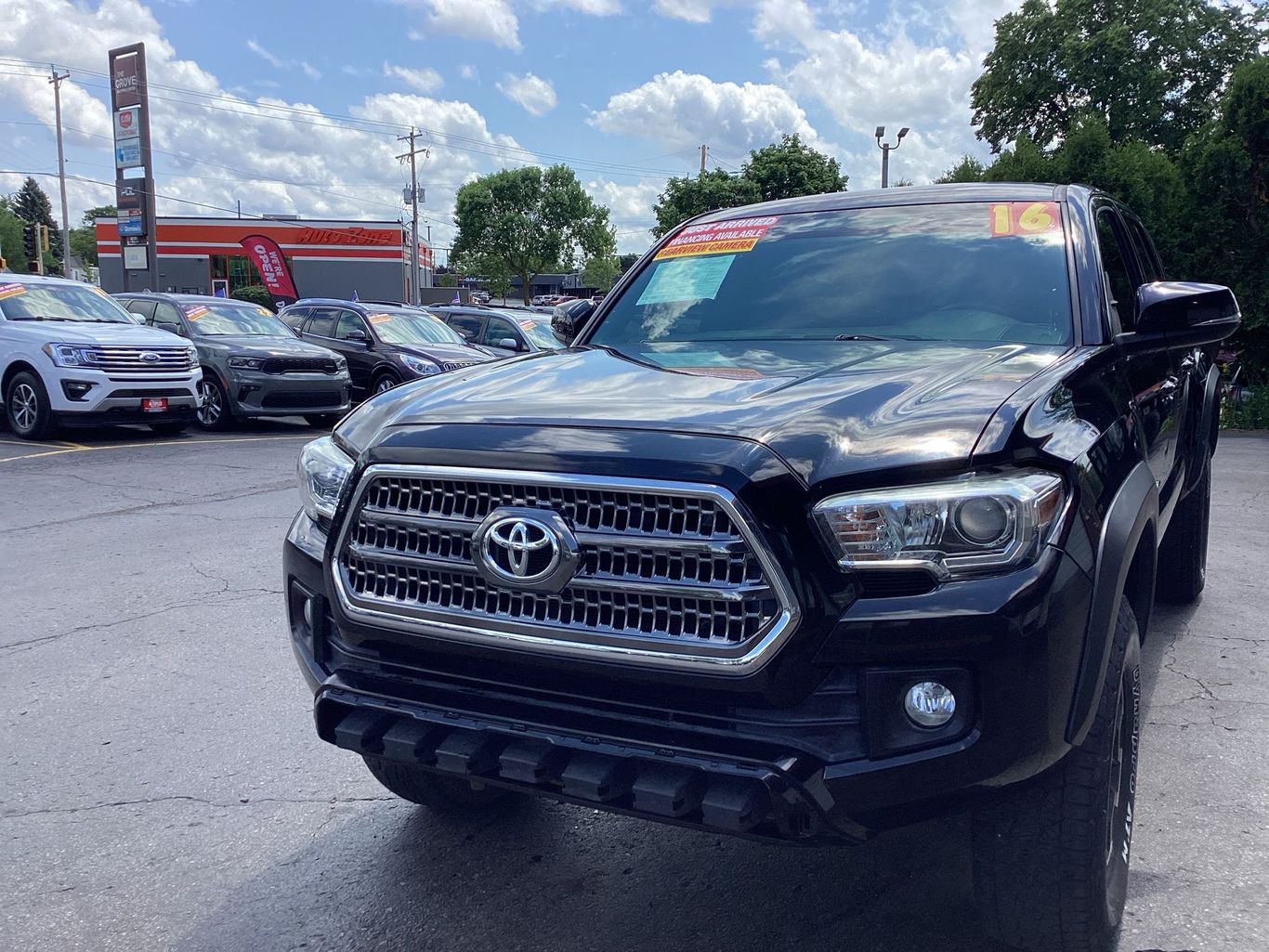 2016 Toyota Tacoma Double Cab - Image 5