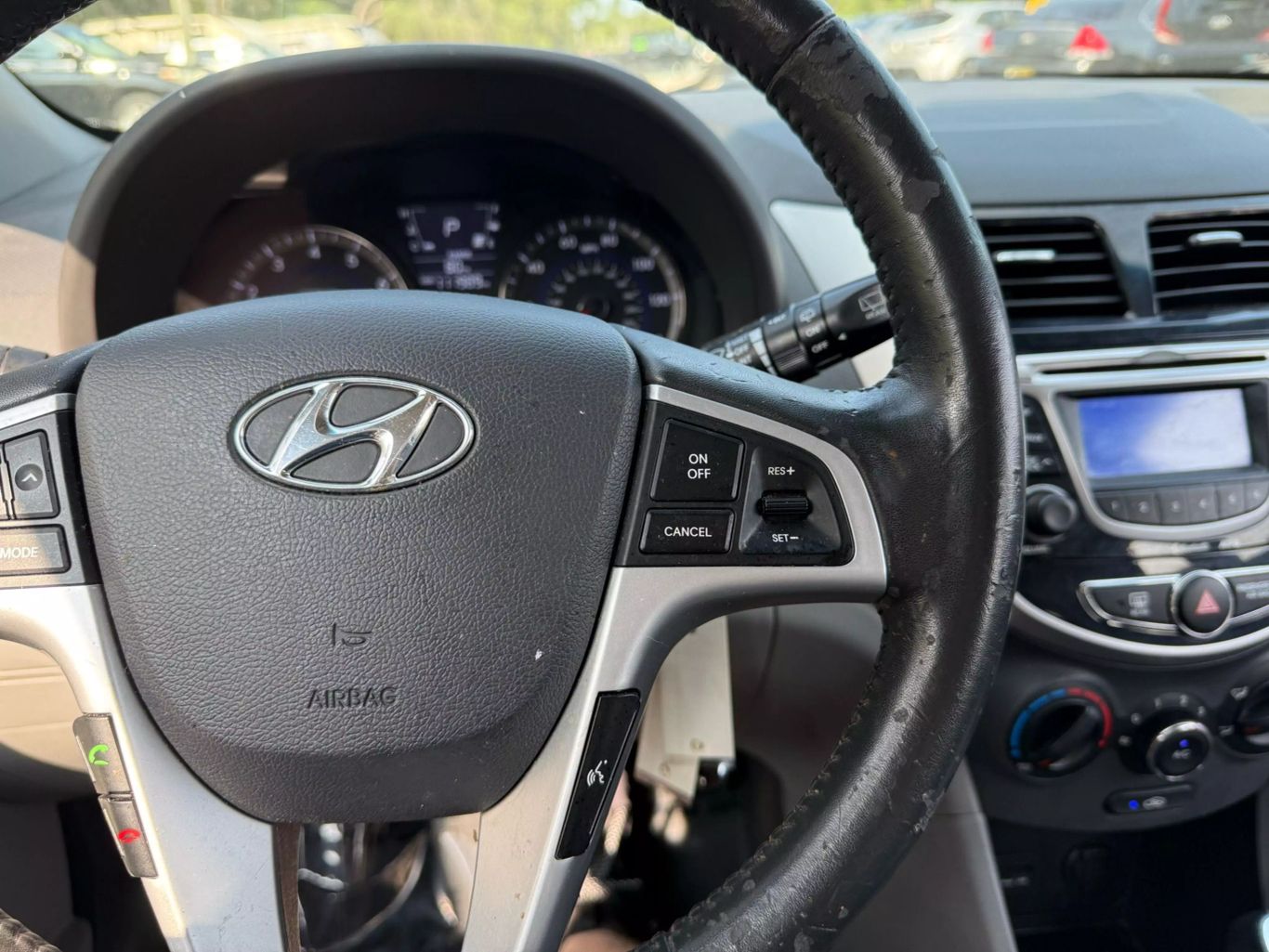 2012 HYUNDAI ACCENT HATCHBACK I4 1.6L GASOLINE HATCHBACK 5D SE 1.6L I4