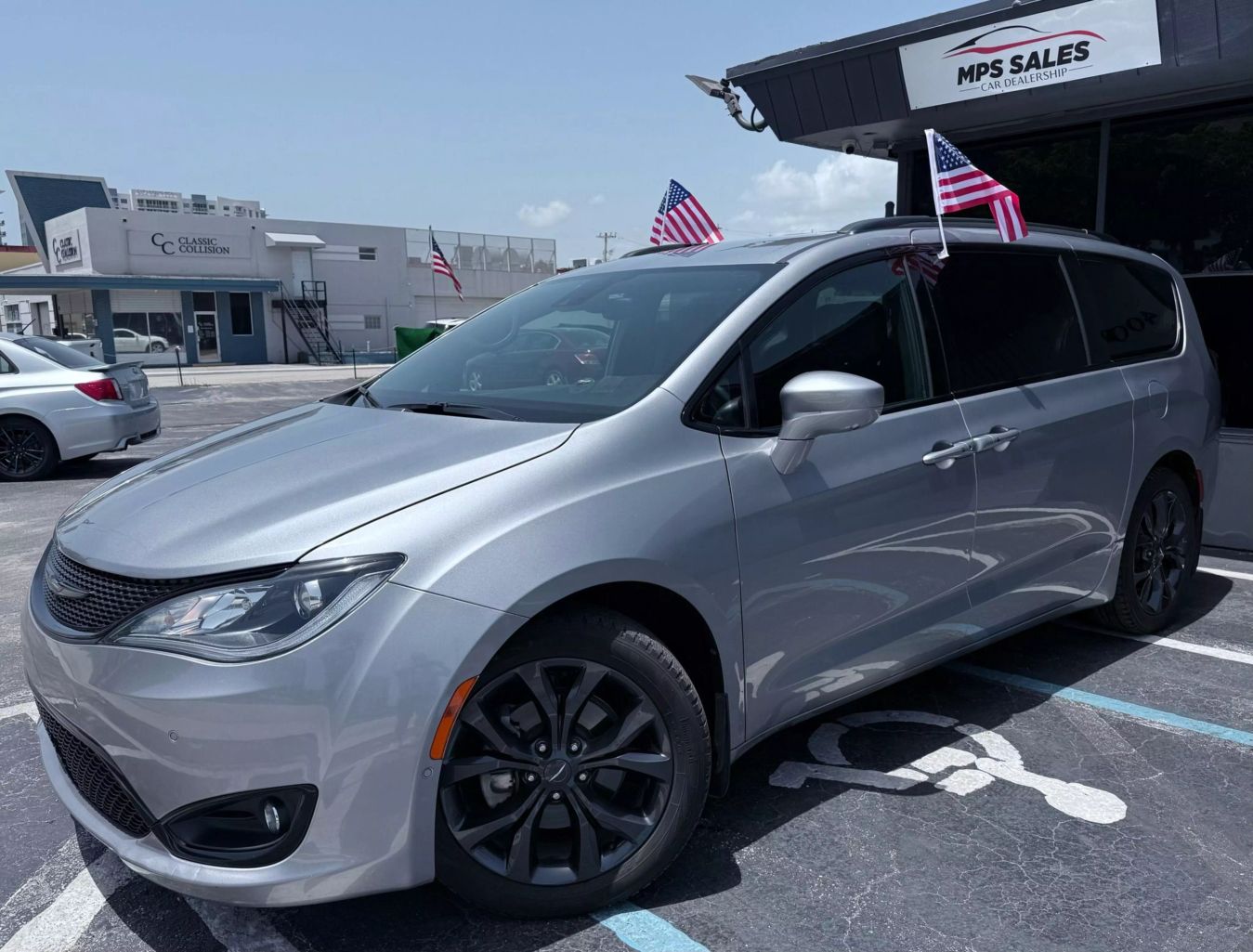 2019 CHRYSLER PACIFICA VAN V6, 3.6 LITER TOURING L PLUS MINIVAN 4D