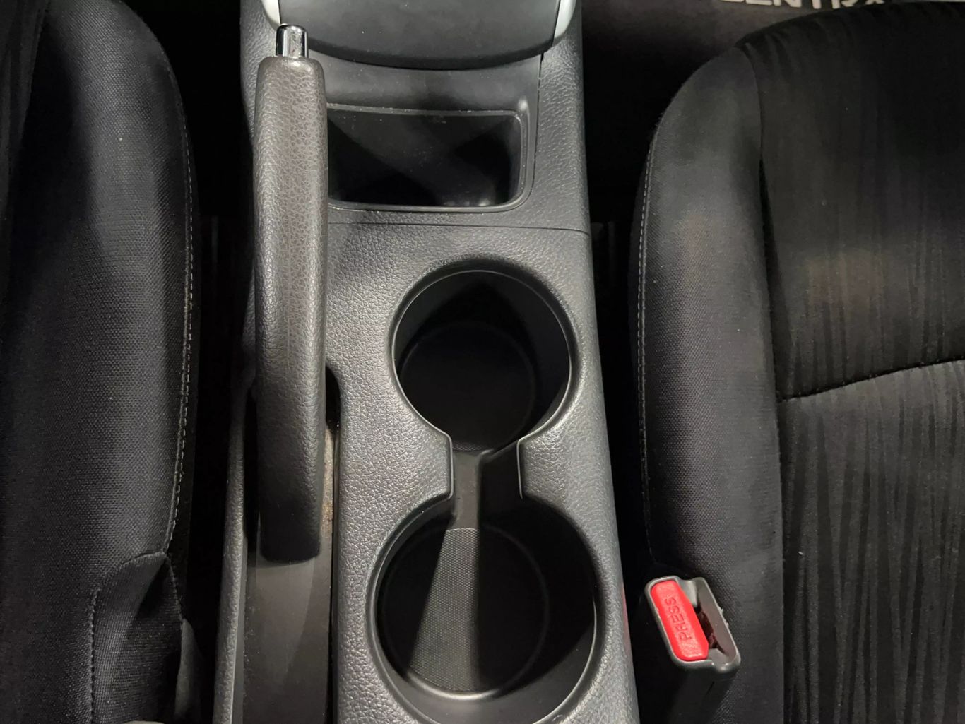 2016 NISSAN SENTRA SEDAN 4-CYL, 1.8 LITER SV SEDAN 4D
