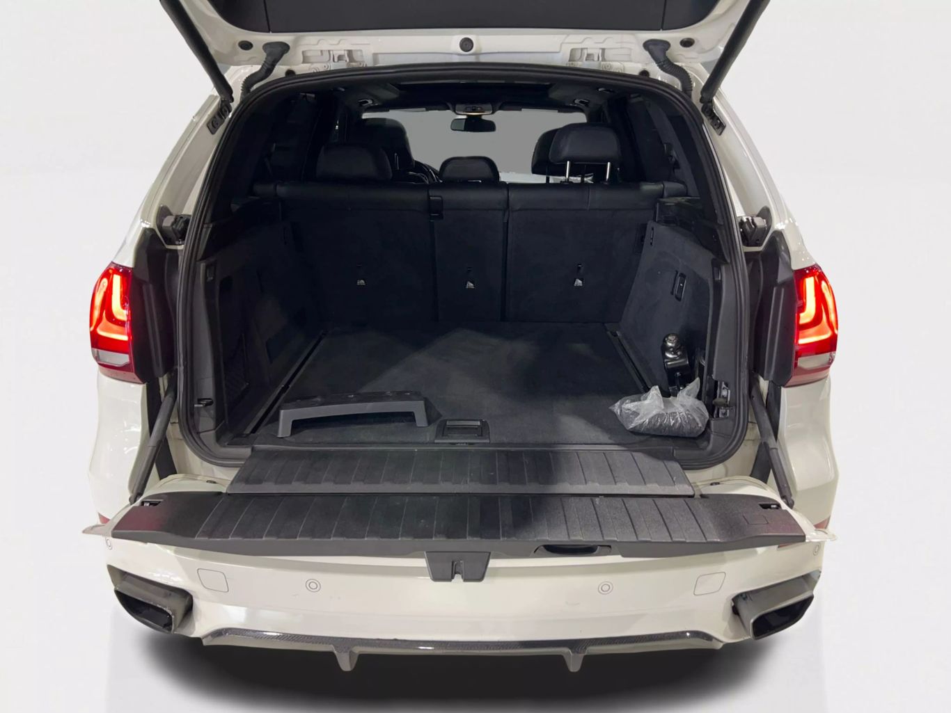 2014 BMW X5 SUV V8, TWIN TURBO, 4.4 LITER XDRIVE50I SPORT UTILITY 4D
