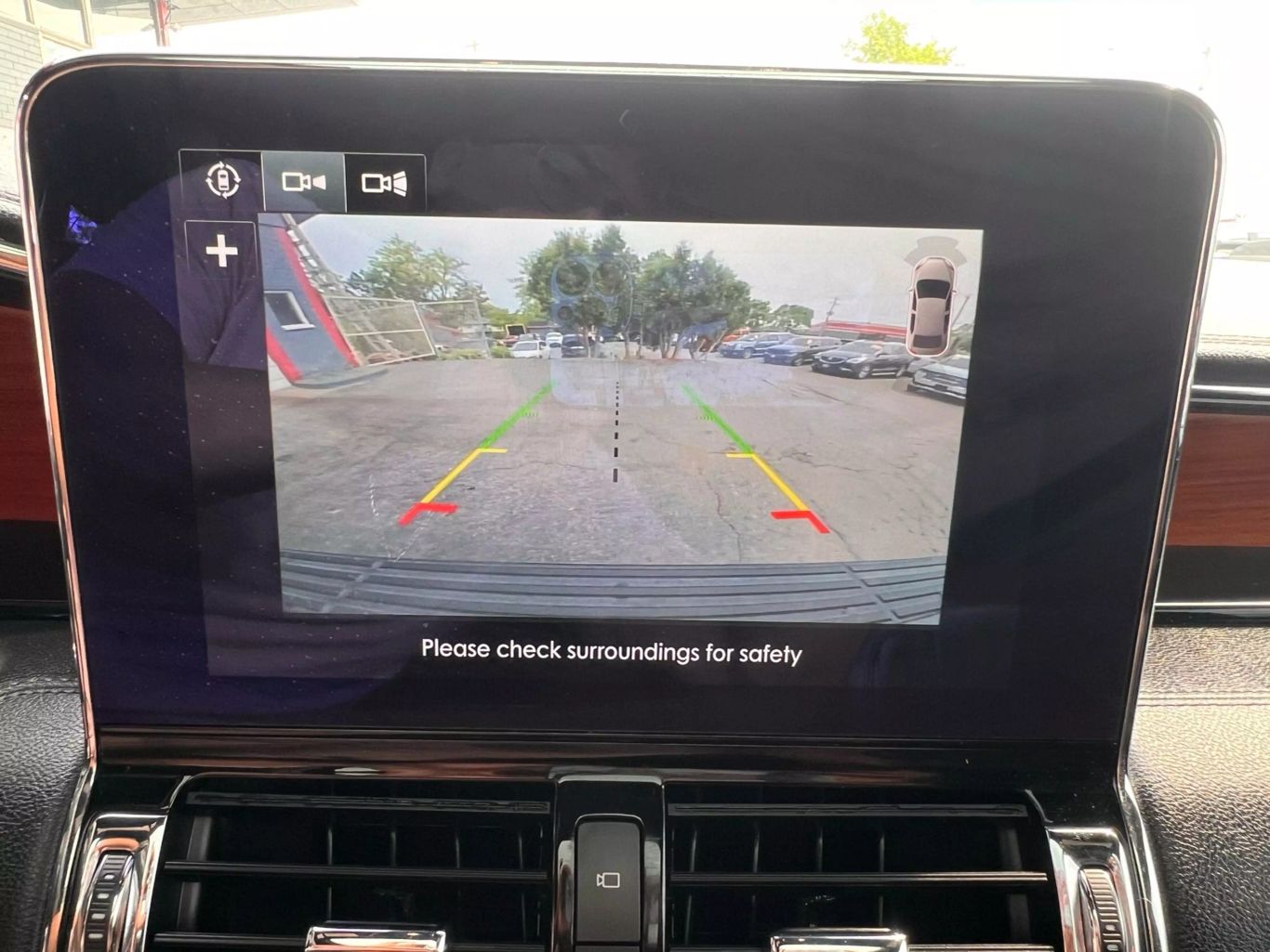 2019 Lincoln Navigator - Image 18