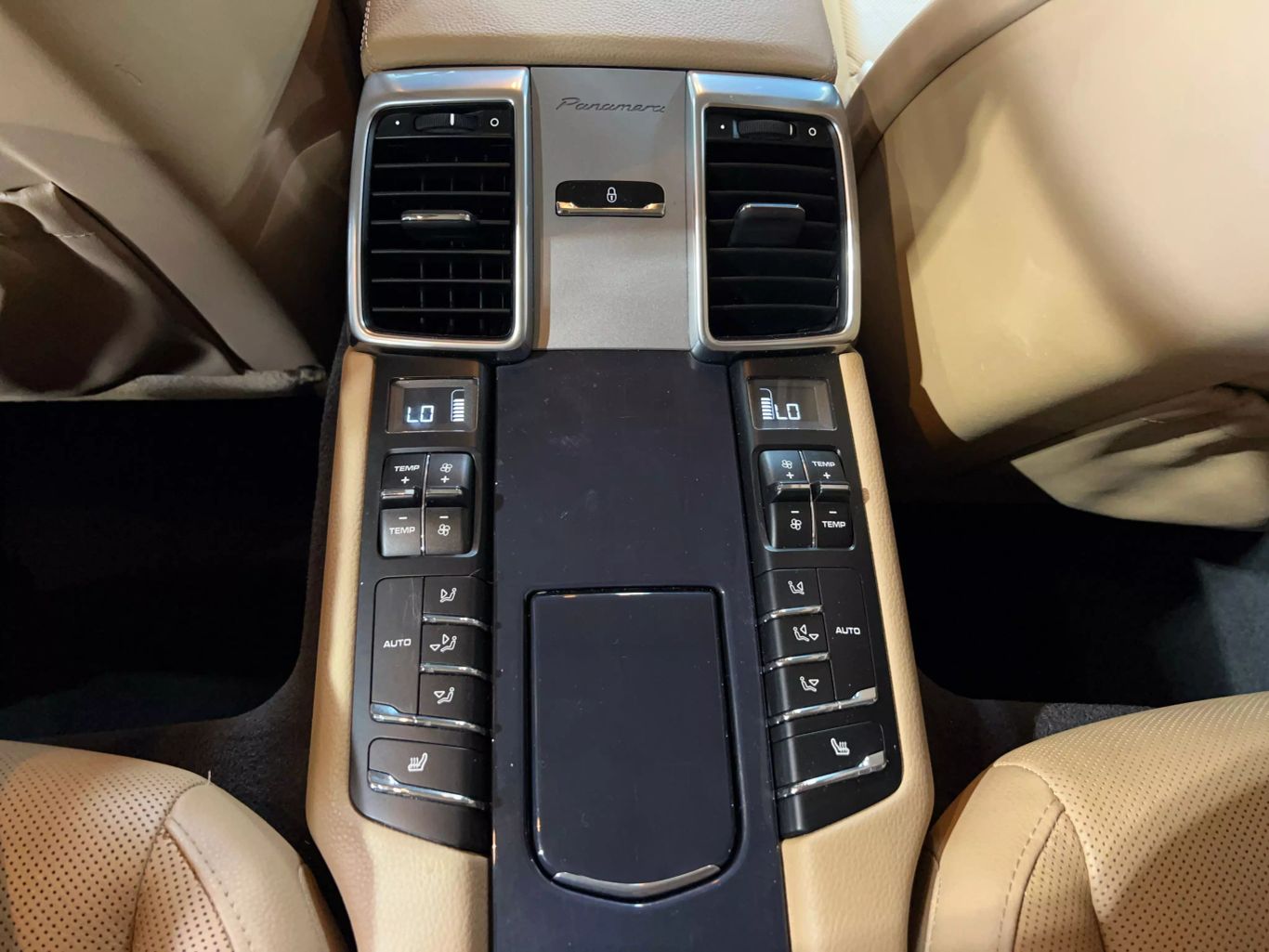 2016 PORSCHE PANAMERA SEDAN V6, 3.6 LITER 4 EDITION SEDAN 4D