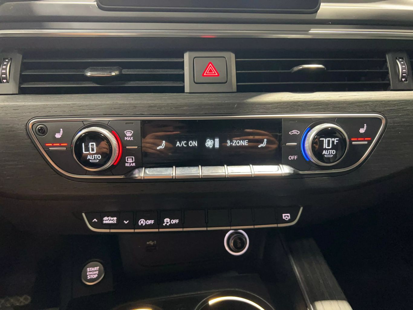 2018 AUDI A4 SEDAN 4-CYL, TURBO, 2.0 LITER ULTRA PREMIUM SEDAN 4D