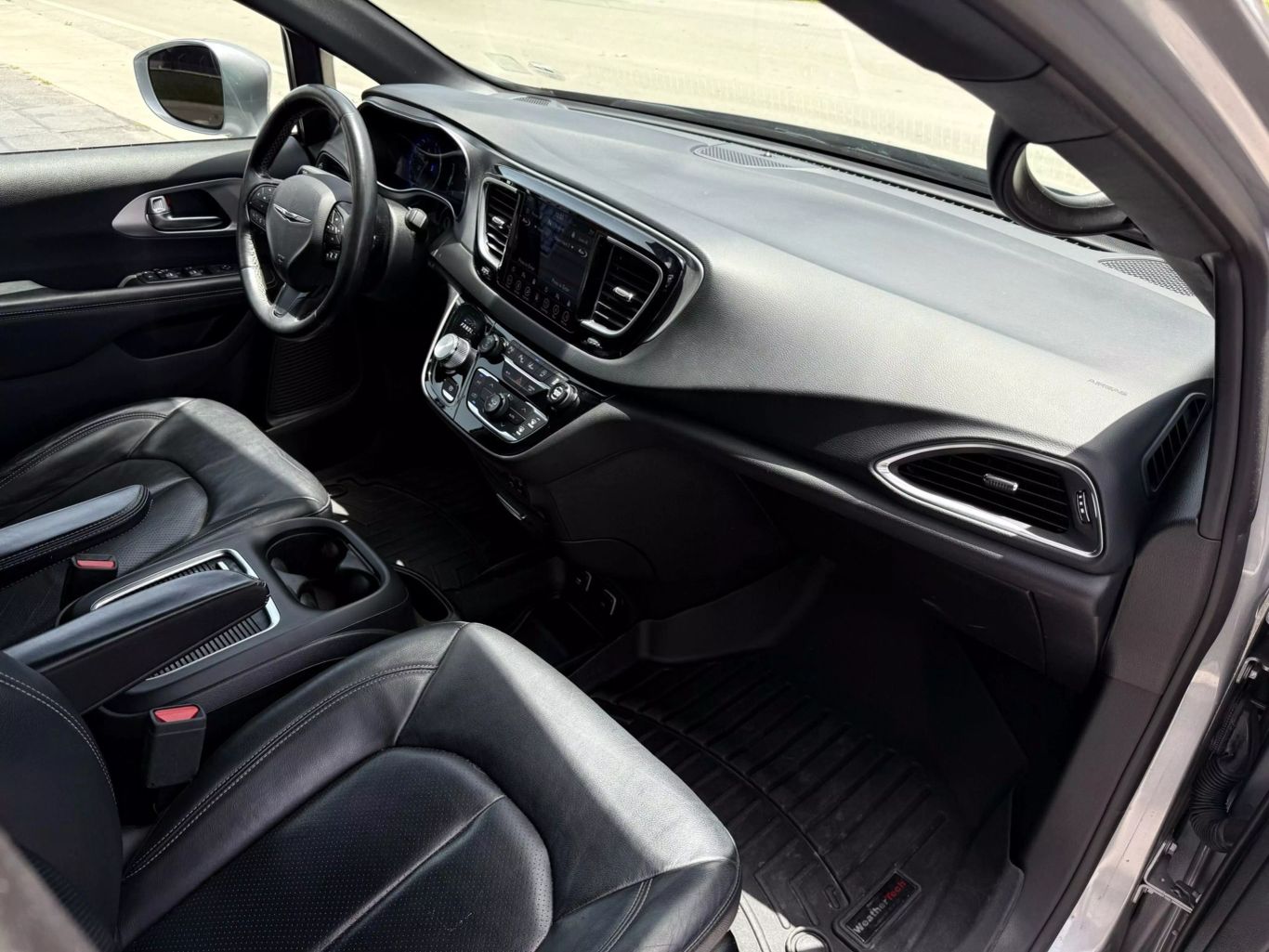 2019 CHRYSLER PACIFICA VAN V6, 3.6 LITER TOURING L PLUS MINIVAN 4D