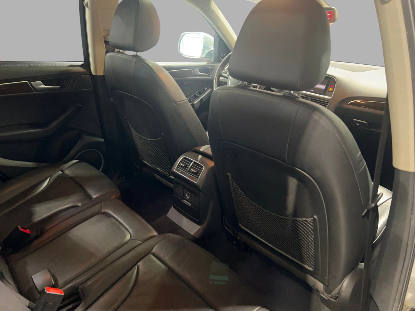 2011 AUDI Q5 SUV V6, 3.2 LITER 3.2 QUATTRO PREMIUM PLUS SPORT UTILITY 4D