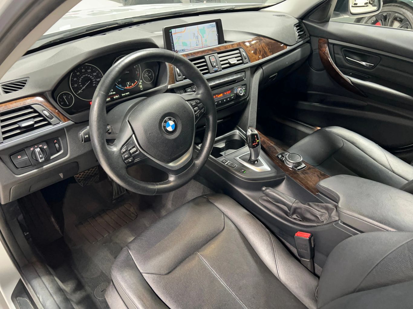 2015 BMW 3 SERIES SEDAN 4-CYL, TURBO, 2.0 LITER 328I XDRIVE SEDAN 4D