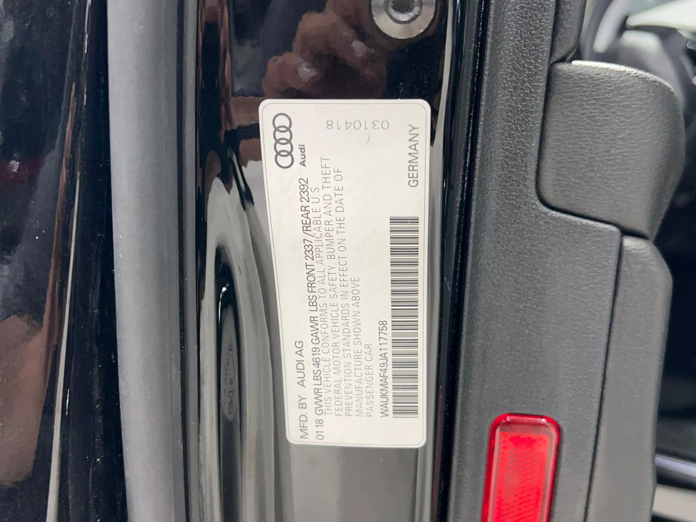 2018 AUDI A4 SEDAN 4-CYL, TURBO, 2.0 LITER ULTRA PREMIUM SEDAN 4D