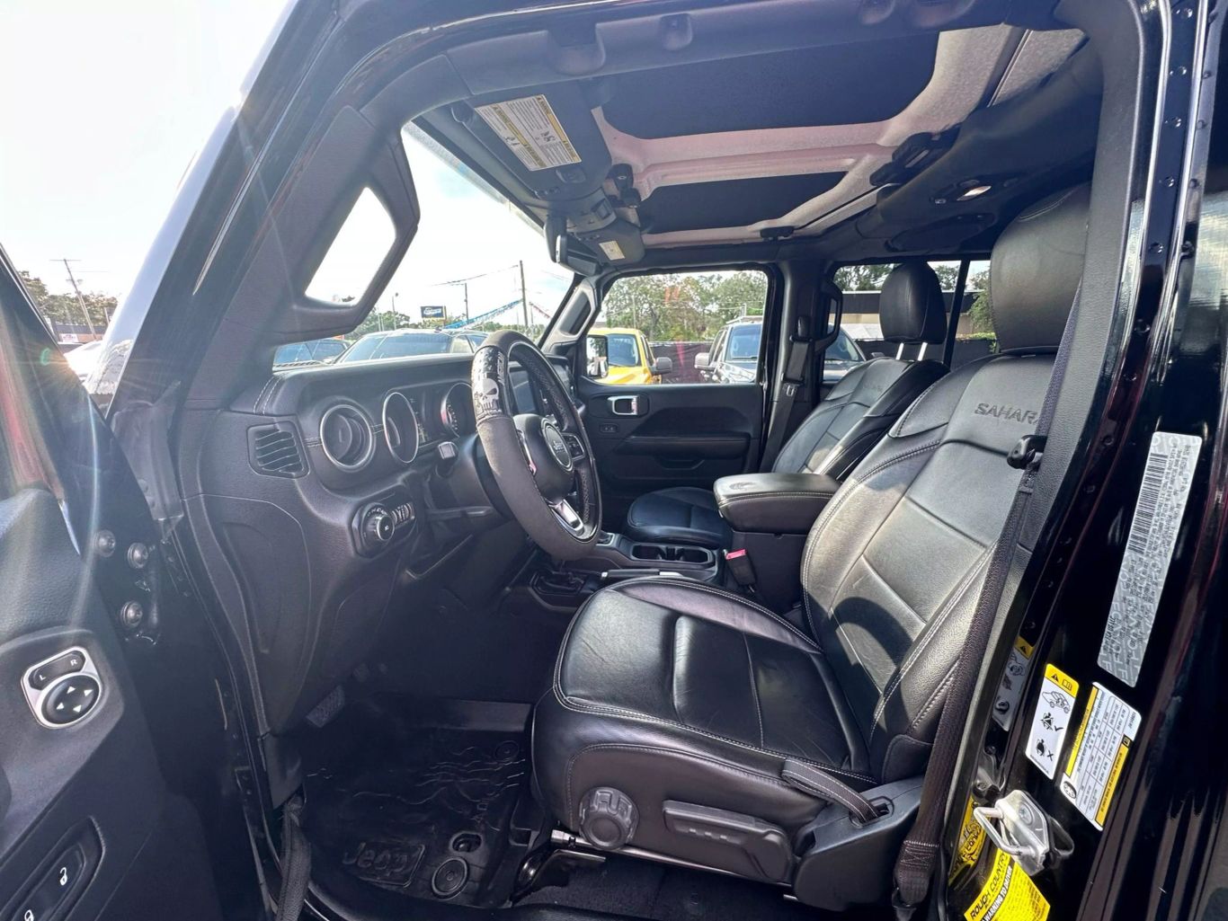 2018 JEEP WRANGLER UNLIMITED SUV 4-CYL, TURBO, 2.0 LITER ALL NEW SAHARA SPORT UTILITY 4D - Tampa Motor Cars