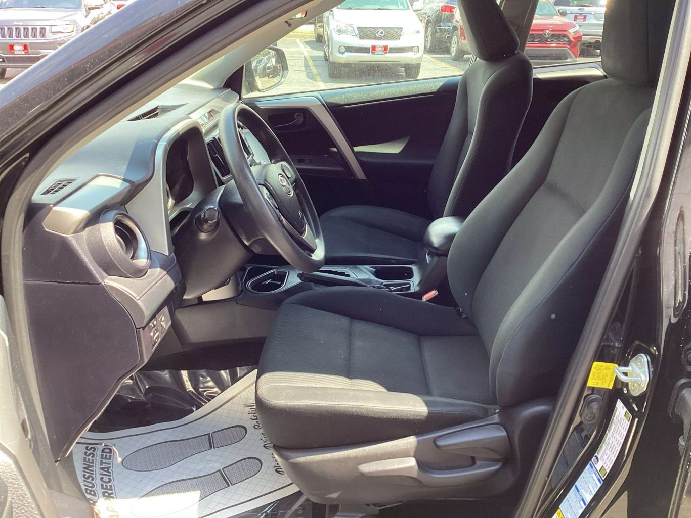 2016 Toyota Rav4 - Image 11