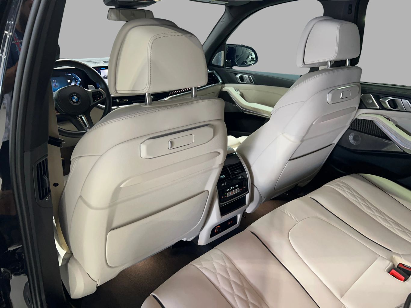 2024 BMW X5 SUV V8, TWIN TURBO, 4.4 LITER M60I SPORT UTILITY 4D