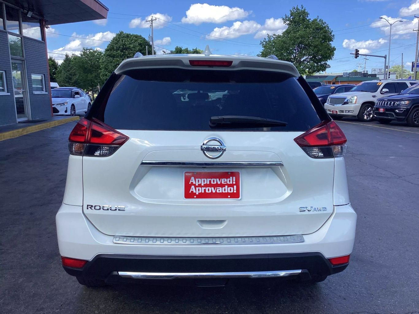 2017 Nissan Rogue - Image 9