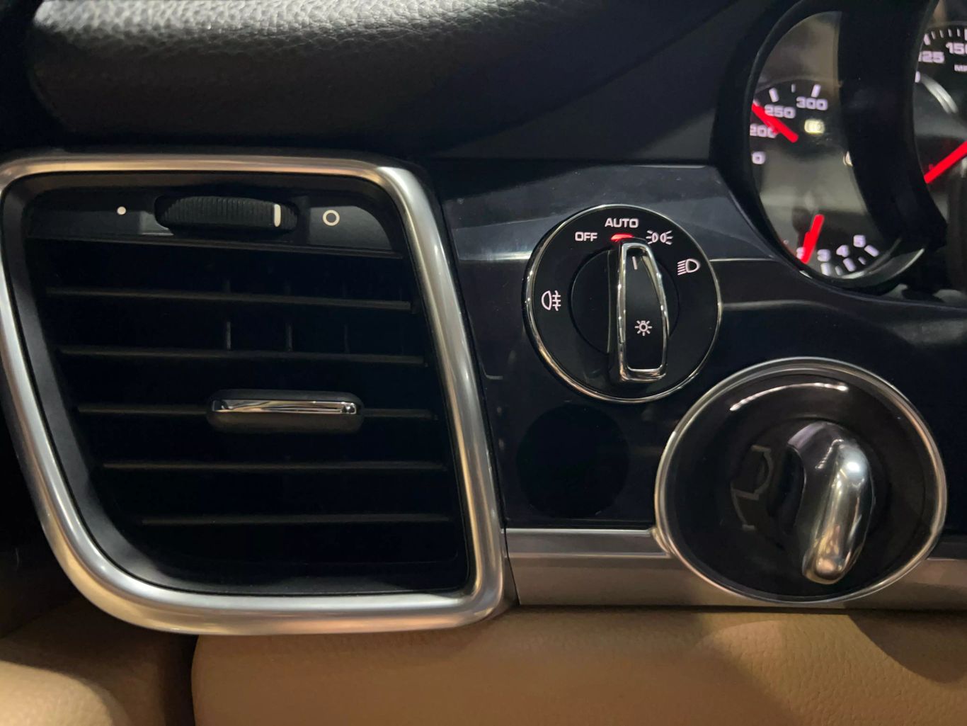2016 PORSCHE PANAMERA SEDAN V6, 3.6 LITER 4 EDITION SEDAN 4D
