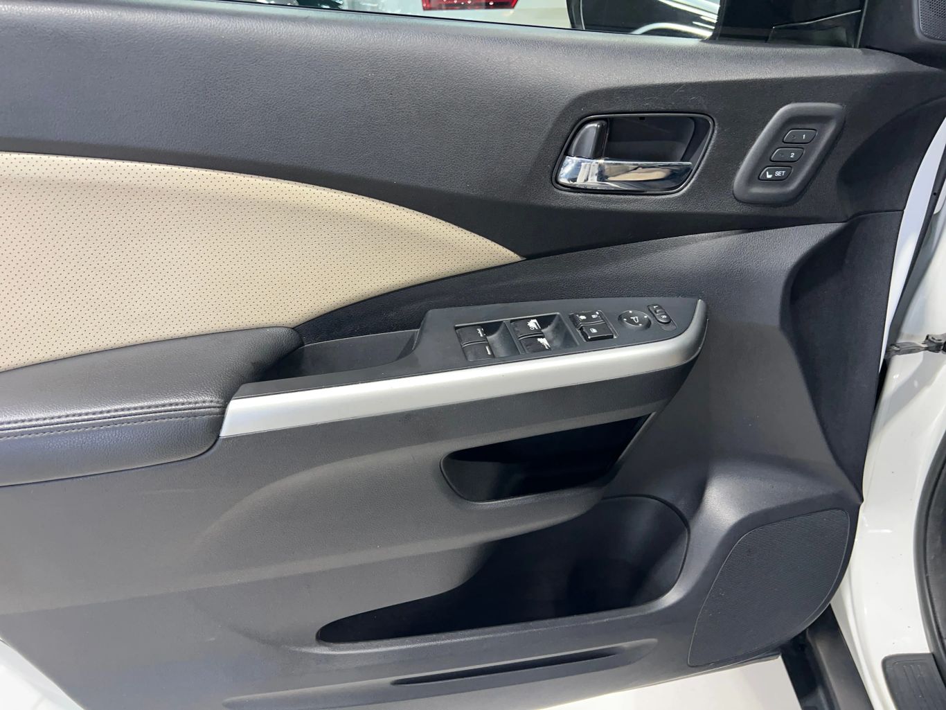 2015 HONDA CR-V SUV 4-CYL, I-VTEC, 2.4 LITER TOURING SPORT UTILITY 4D