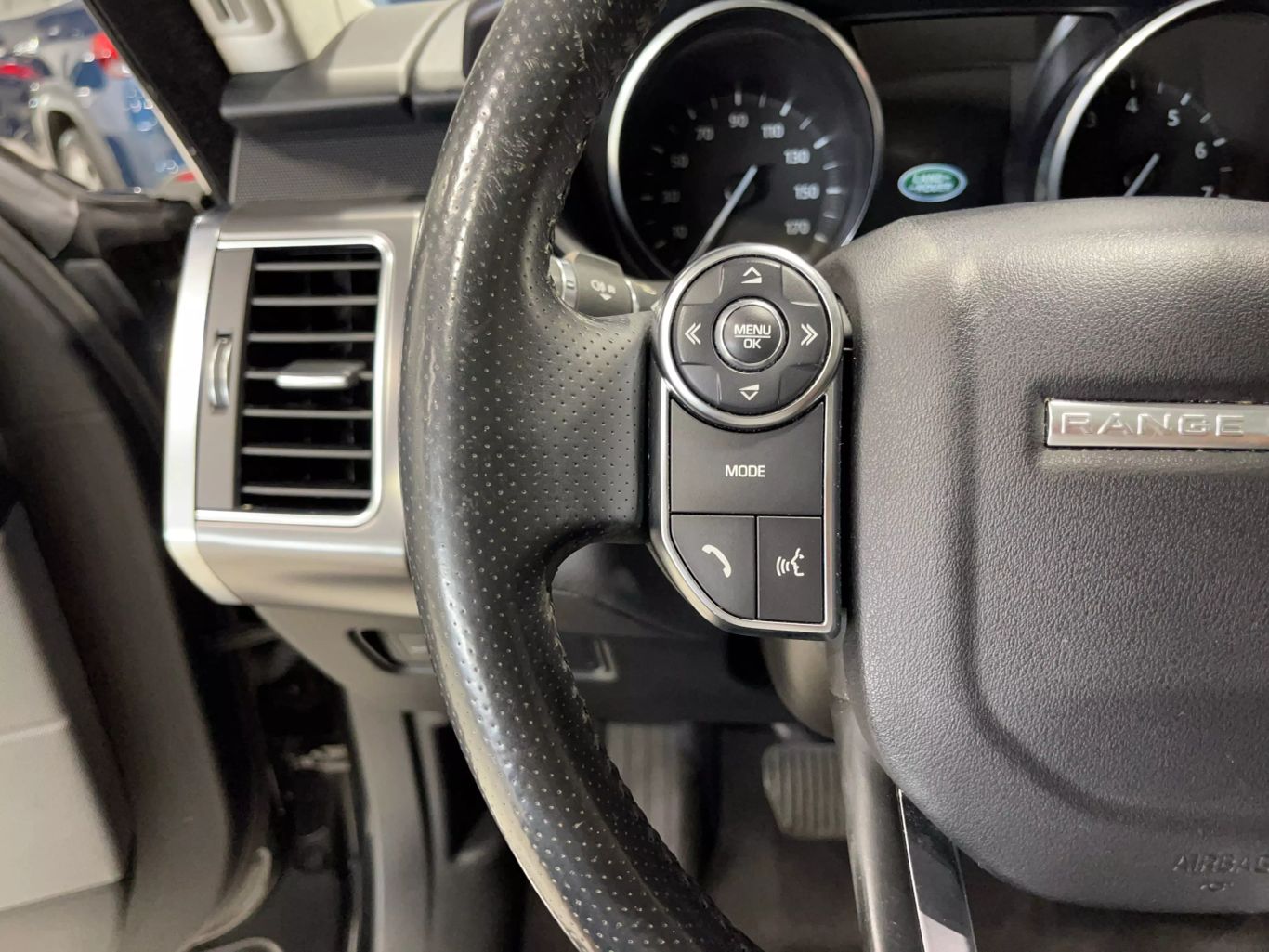 2017 LAND ROVER RANGE ROVER SPORT SUV V6, SUPERCHARGED, 3.0 LITER SE SPORT UTILITY 4D