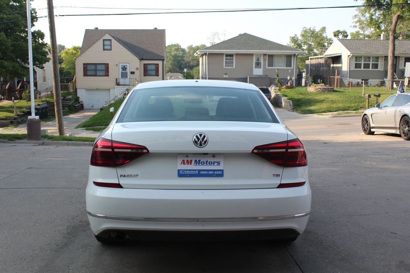 2018 Volkswagen Passat 2.0t R-line Sedan 4d - Image 7