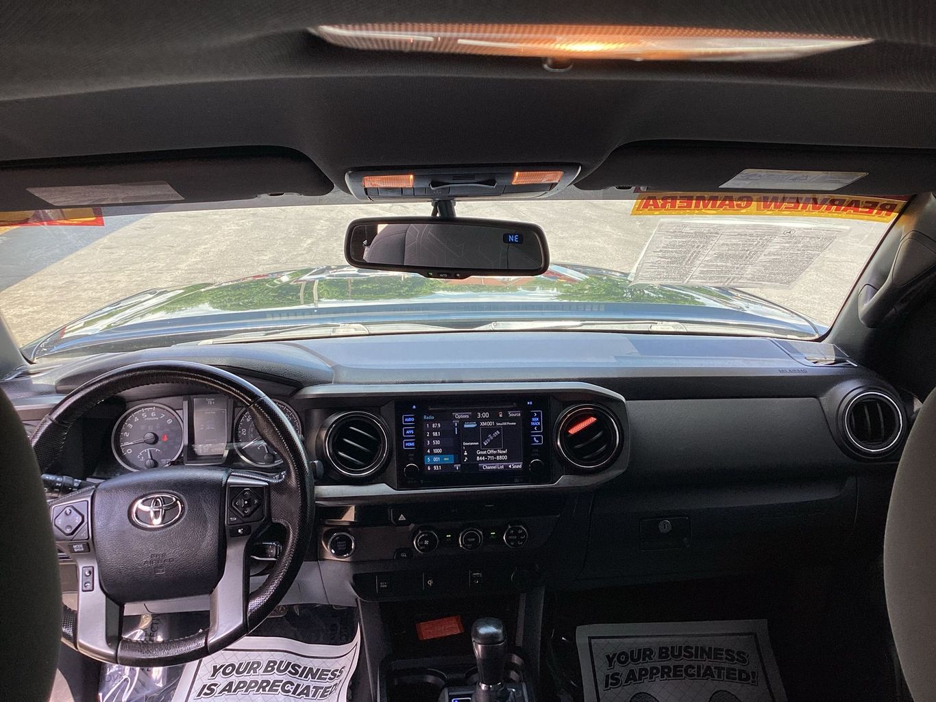 2016 Toyota Tacoma Double Cab - Image 13