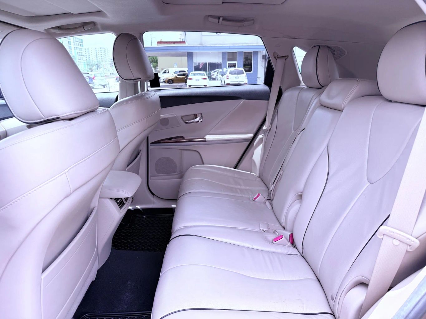 2011 TOYOTA VENZA WAGON V6, 3.5 LITER WAGON 4D