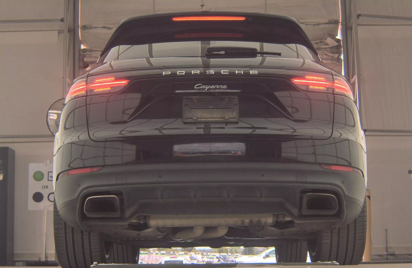 2019 PORSCHE CAYENNE SUV V6, TURBO, 3.0 LITER SPORT UTILITY 4D