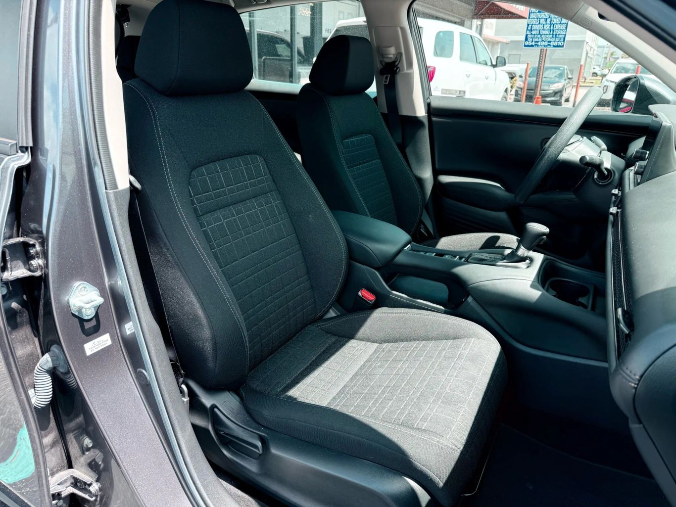2024 HONDA HR-V SUV 4-CYL, VTEC, 2.0 LITER LX SPORT UTILITY 4D