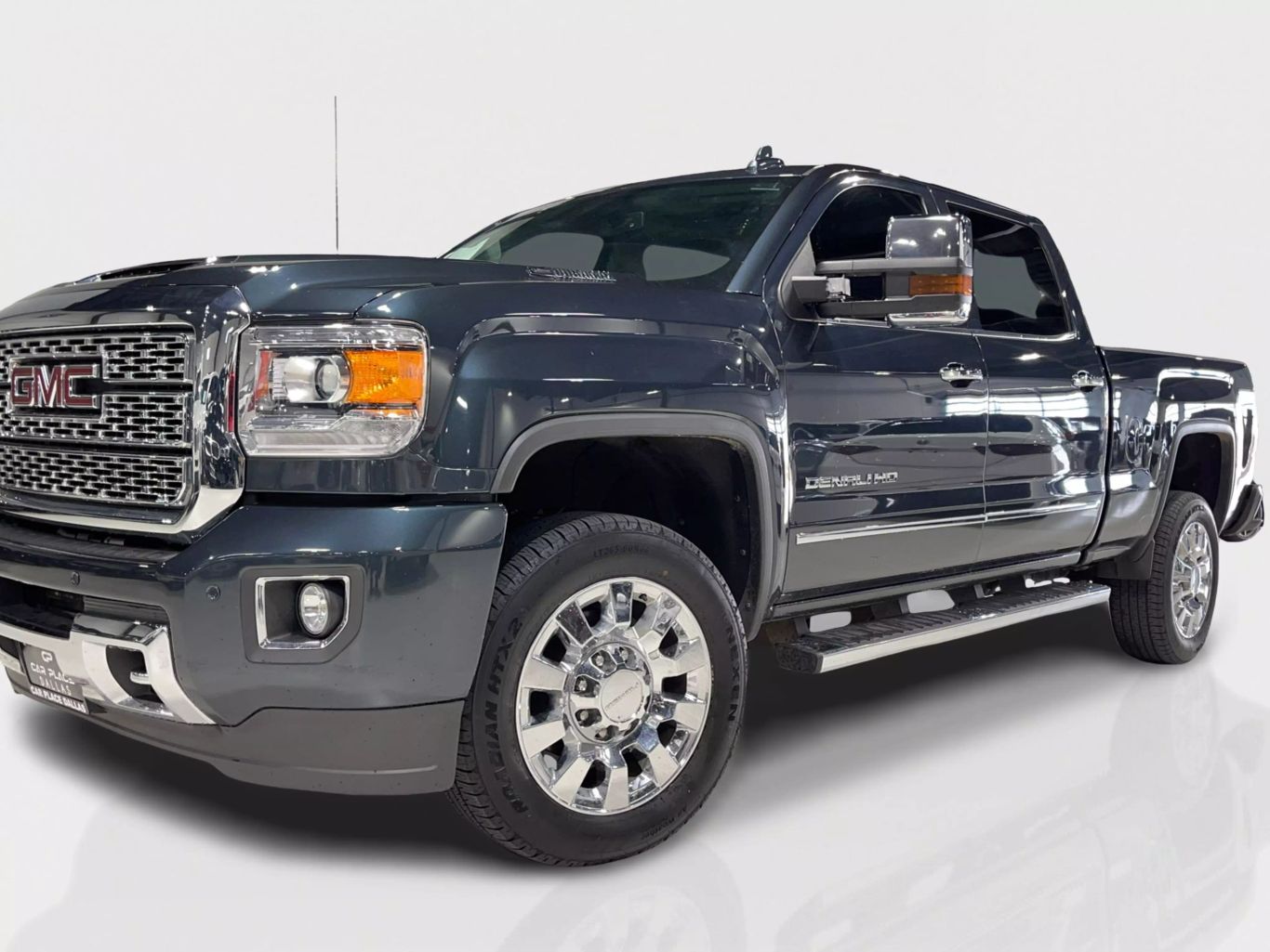 2019 GMC SIERRA 2500 HD CREW CAB PICKUP V8, TURBO DIESEL, 6.6 LITER DENALI PICKUP 4D 6 1/2 FT
