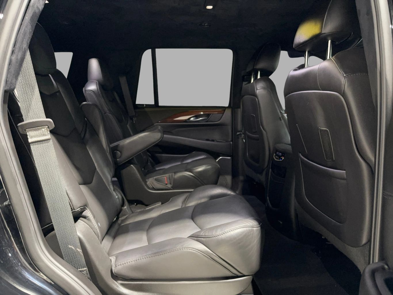 2018 CADILLAC ESCALADE SUV V8, 6.2 LITER SPORT UTILITY 4D