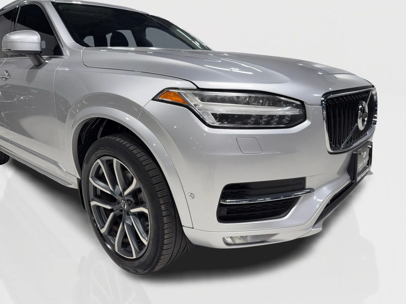 2017 VOLVO XC90 SUV 4-CYL, DRV-E SPRCHGD 2.0T T6 MOMENTUM SPORT UTILITY 4D