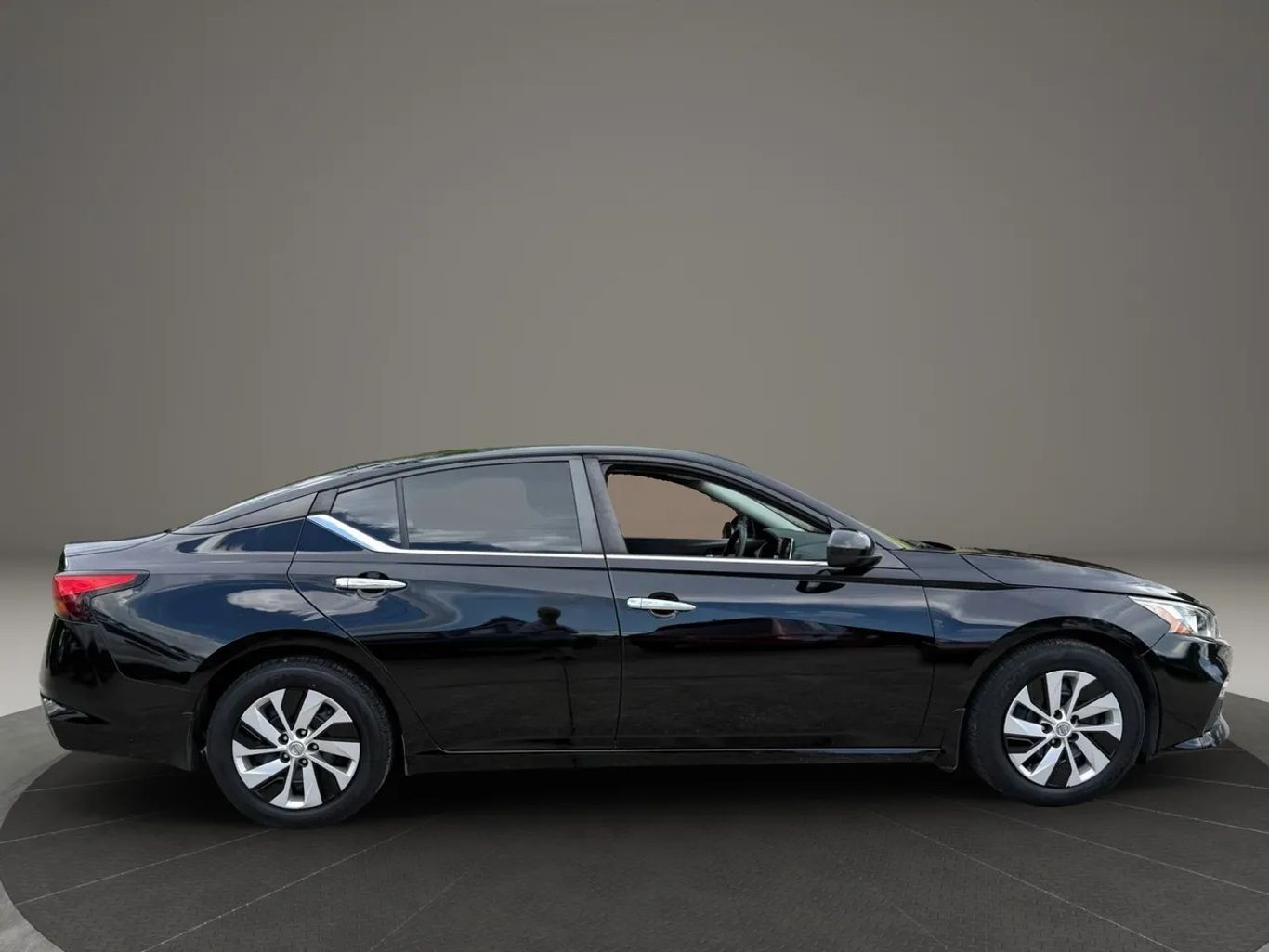 2019 NISSAN ALTIMA SEDAN 4-CYL, 2.5 LITER 2.5 S SEDAN 4D